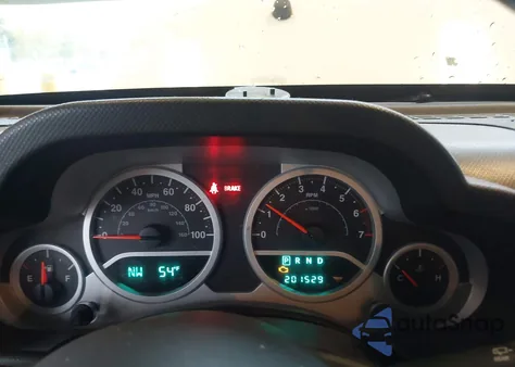 2010 Jeep Wrangler Unlimited Sahara из США, поврежденный, VIN 1J4HA5H16AL151400